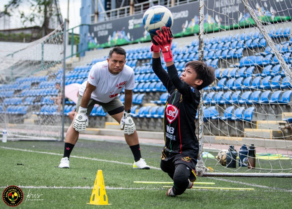 Hassan Sunny—Singapore’s #1 Goalkeeper Visits Kaya FC Academy