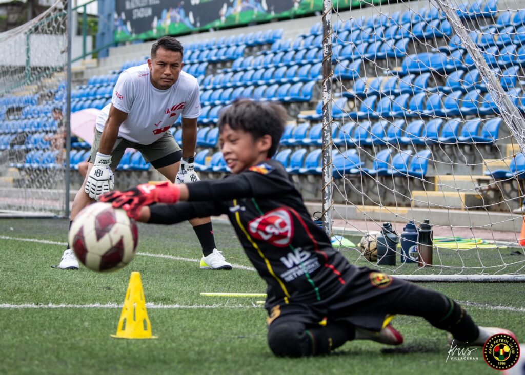 Hassan Sunny—Singapore’s #1 Goalkeeper Visits Kaya FC Academy